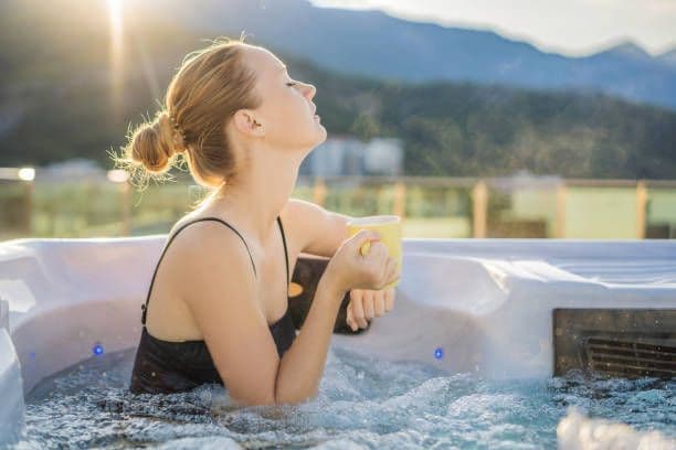 Manfaat Mandi Air Hangat Photo